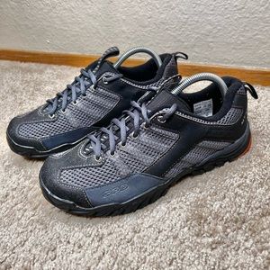 Shimano MT33 Cycling Shoes Men’s Size 43